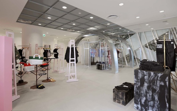 Photos at Dover Street Market Ginza - Clothing Store in 中央区